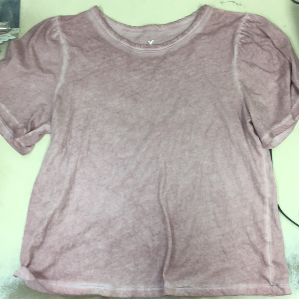 light pink tshirt size small